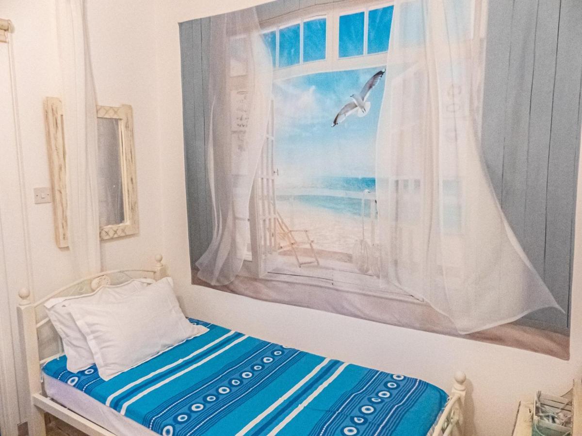 Greek Island Style 2 Bedroom Villa With Pool Next To The Sea Ларнака Екстериор снимка