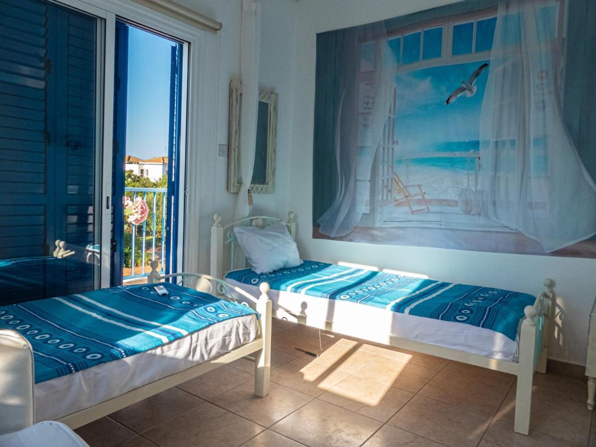 Greek Island Style 2 Bedroom Villa With Pool Next To The Sea Ларнака Екстериор снимка