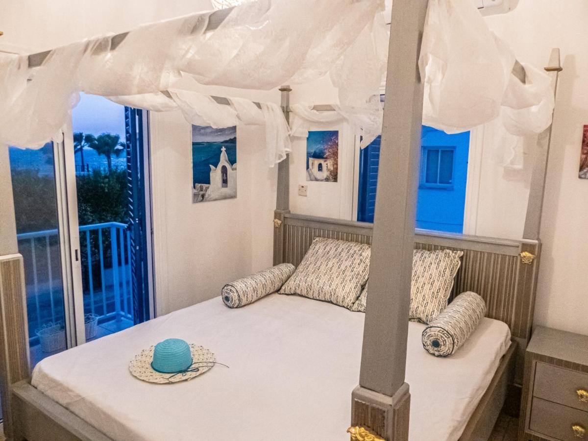 Greek Island Style 2 Bedroom Villa With Pool Next To The Sea Ларнака Екстериор снимка